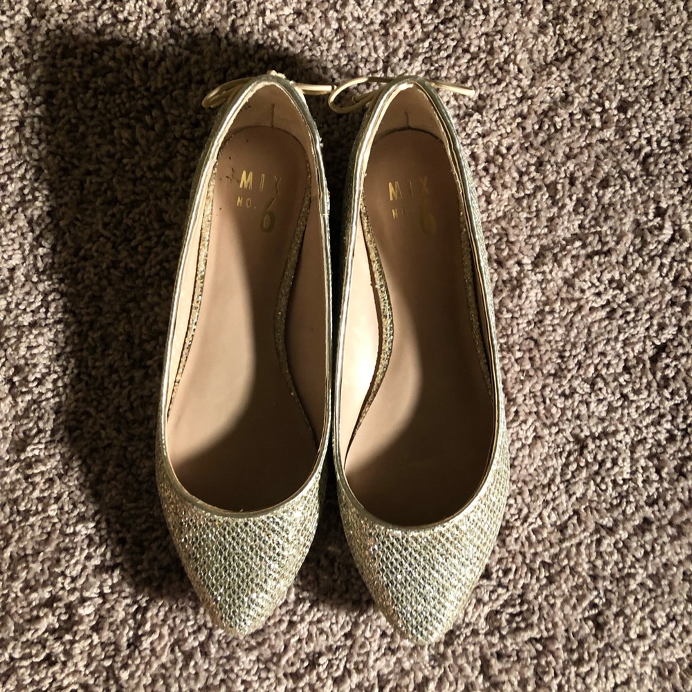 Mix no.6 Gold Flats